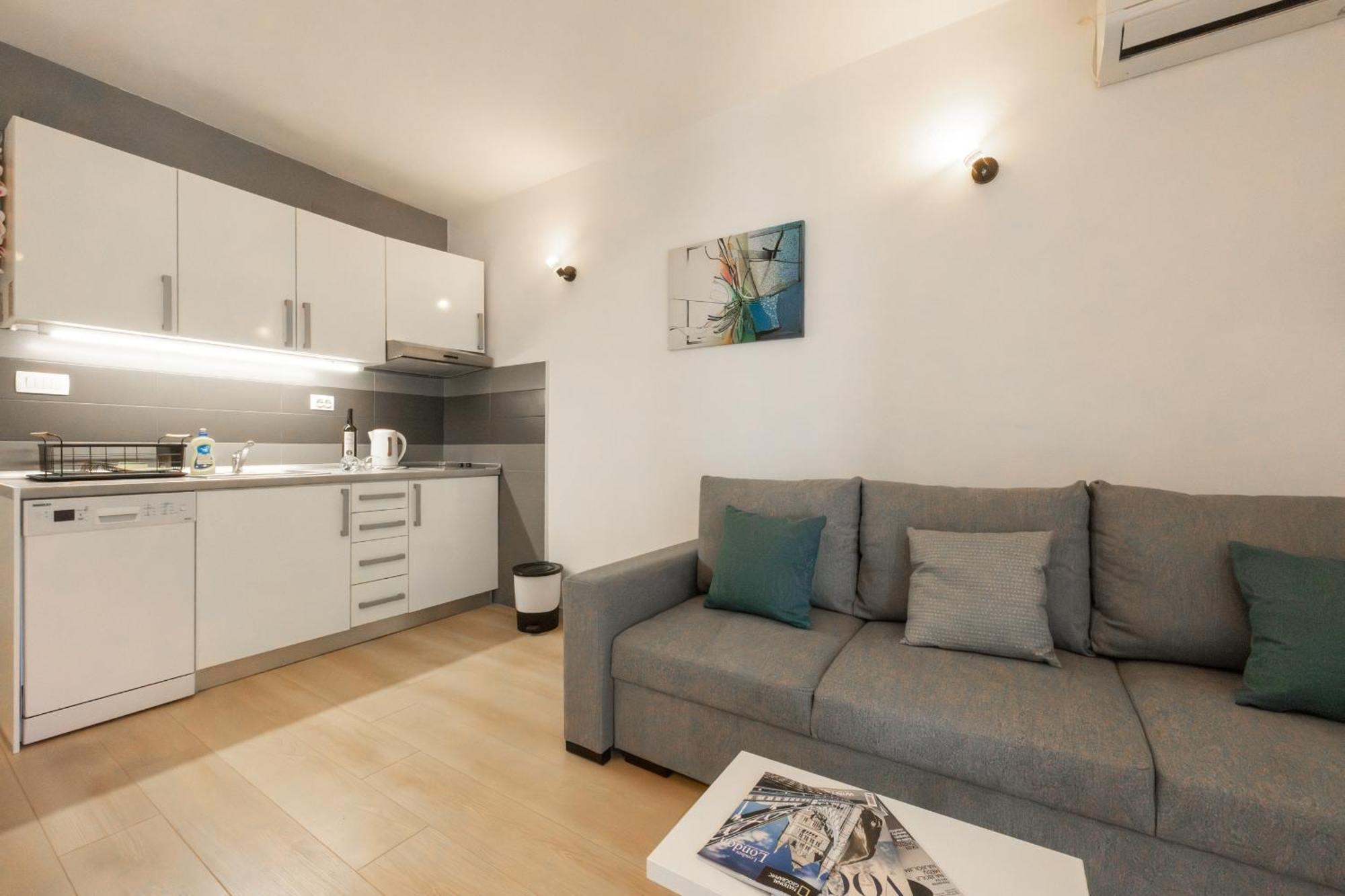 Apartments Krzanic Podgora Extérieur photo