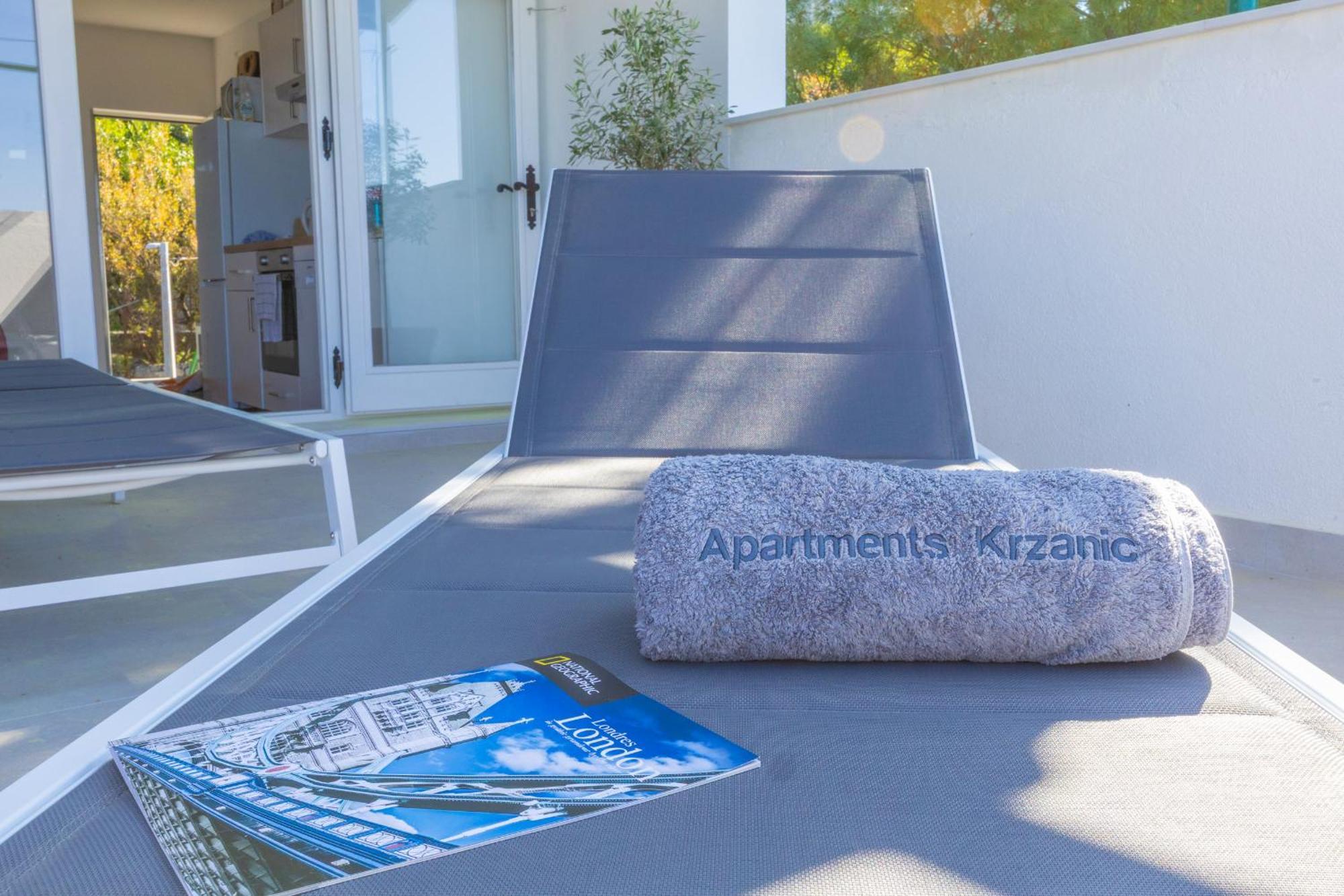 Apartments Krzanic Podgora Extérieur photo